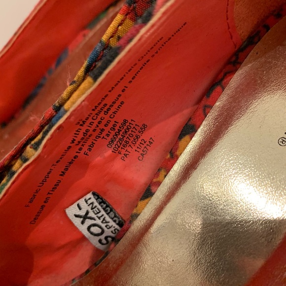 Xhiliration Floral Pumps Size 9.5 - Picture 5 of 6